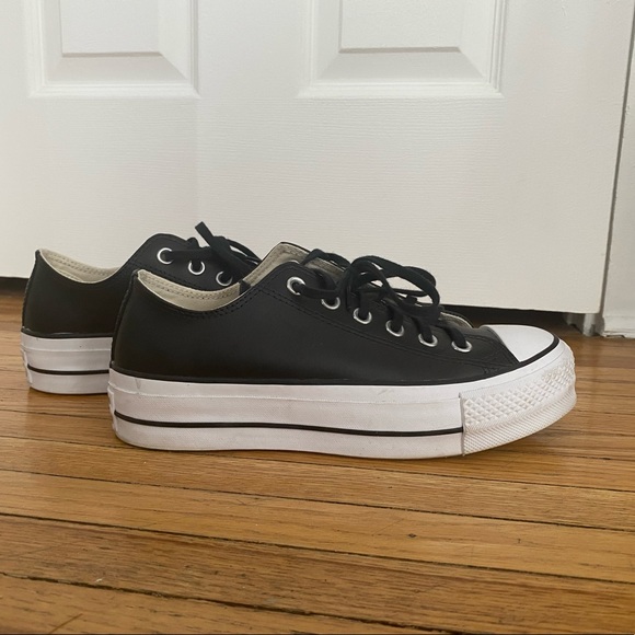 Converse Shoes - Women’s Converse Platform Sneakers Size 7.5